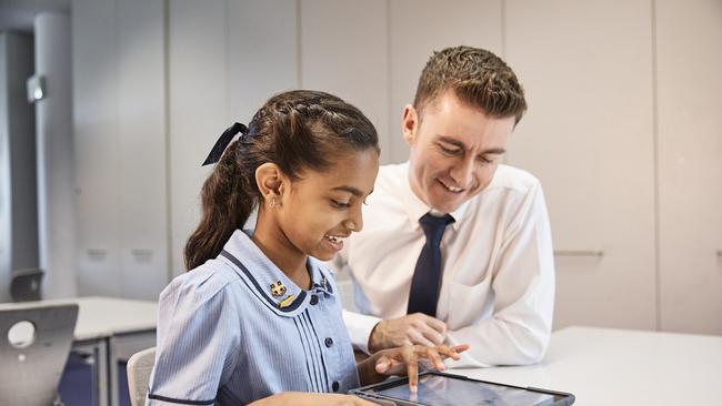 Students bring their own devices from Year 4 at MLC School starting with iPads. Picture: MLC School.