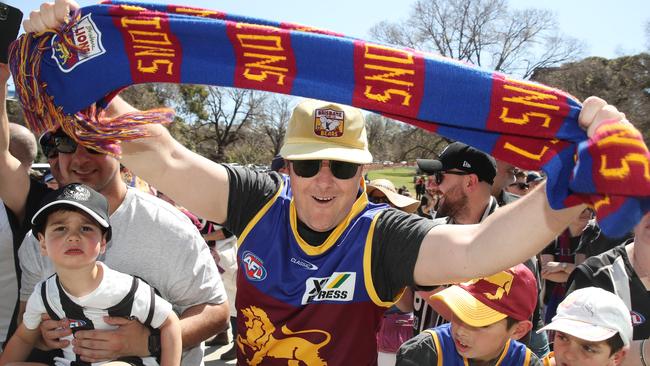 MELBOURNE, AUSTRALIA - NewsWire Photos, SEPTEMBER 29, 2023. AFL Grand Final Parade for the Brisbane Lions and The Collingwood Magpies Picture: NCA NewsWire / David Crosling