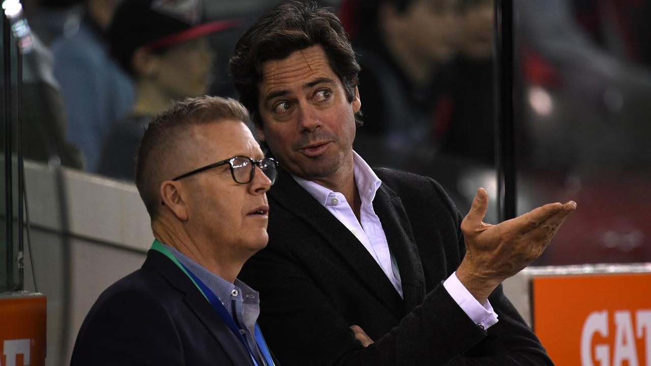 AFL football operations boss Steve Hocking (left) and AFL CEO Gillon McLachlan. (AAP Image/Julian Smith)