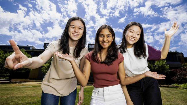 Cassandra Lim, 17, Tharushi Walisinghe, 18, and Ellie Lin, 17, received perfect scores in their International Baccalaureate. Picture: Nicole Cleary