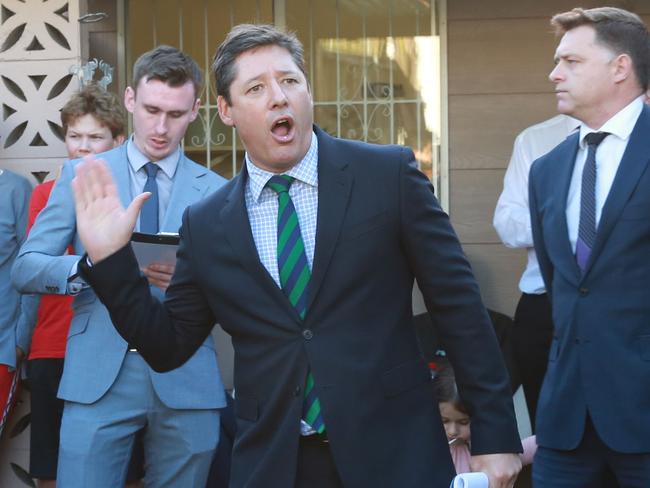 MOSMAN DAILY /AAPAuctioneer Scott Kennedy- Green conducting the Auction at 17 Park Ave Neutral Bay Saturday 14th September  2019Auctioneer Scott Kennedy- Green conducting the Auction at 17 Park Ave Neutral Bay which sold for $1.612M(AAP IMAGE / MARK SCOTT)