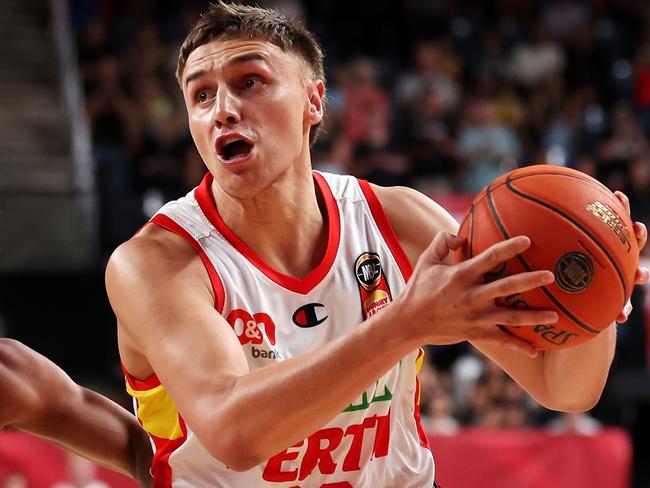 WOLLONGONG, AUSTRALIA - DECEMBER 08: Hyrum Harris of the Wildcats drives to the basket during the round 10 NBL match between Illawarra Hawks and Perth Wildcats at WIN Entertainment Centre, on December 08, 2023, in Wollongong, Australia. (Photo by Mark Kolbe/Getty Images)