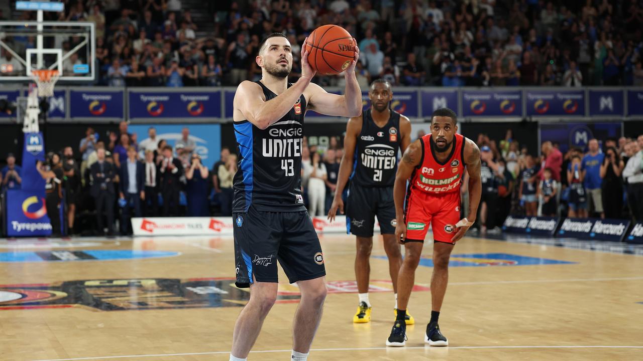 Chris Goulding about to make the game-winning free throw. Picture: Daniel Pockett/Getty Images