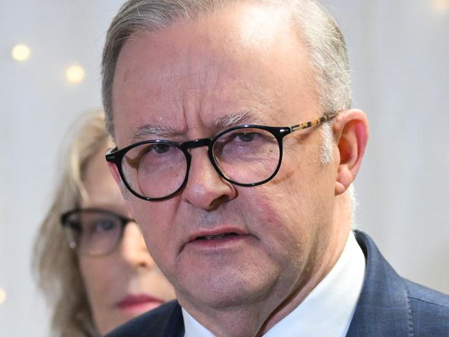 BRISBANE, AUSTRALIA - NewsWire Photos - JULY 17, 2024. The Prime Minister, Anthony Albanese visits a childcare with Laborâs candidate for the seat of Brisbane, Madonna Jarrett. Picture: Dan Peled / NewsWire