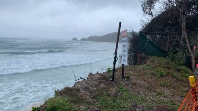 Clarkes Beach is gaining sand back