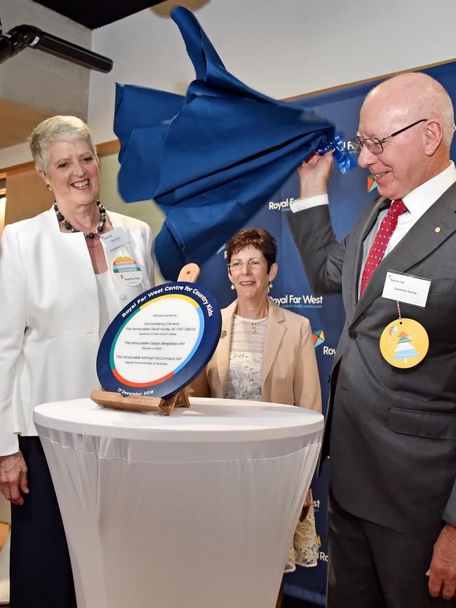 RFW CEO Lindsay Cane and NSW Governor David Hurley unveil a commemorative plaque at the official opening of the new Royal Far West on Monday. Picture: Troy Snook