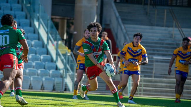 Corrimal Vs Dapto. Viliami Mahe running the ball. Picture: Thomas Lisson