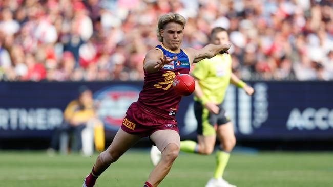 MELBOURNE, AUSTRALIA - SEPTEMBER 28: Will Ashcroft of the Lions kicks the ball during the 2024 AFL Grand Final match between the Sydney Swans and the Brisbane Lions at The Melbourne Cricket Ground on September 28, 2024 in Melbourne, Australia. (Photo by Dylan Burns/AFL Photos via Getty Images)