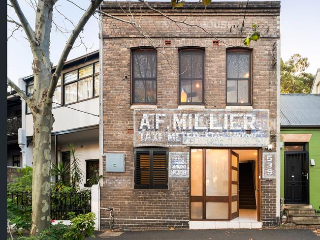 Sydney artist Mark Hanham has listed in Surry Hills.