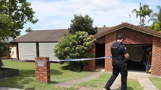 Police cordon off Rowan Baxter’s house on Bridgnorth St, Carindale. Picture: Liam Kidston