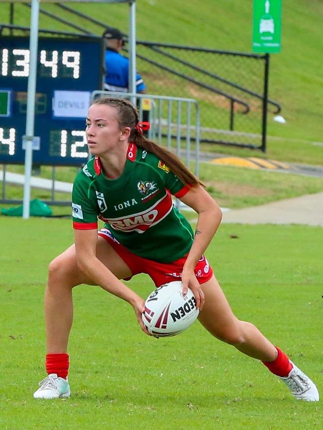 Emma Barnes in action for Wynnum Manly.