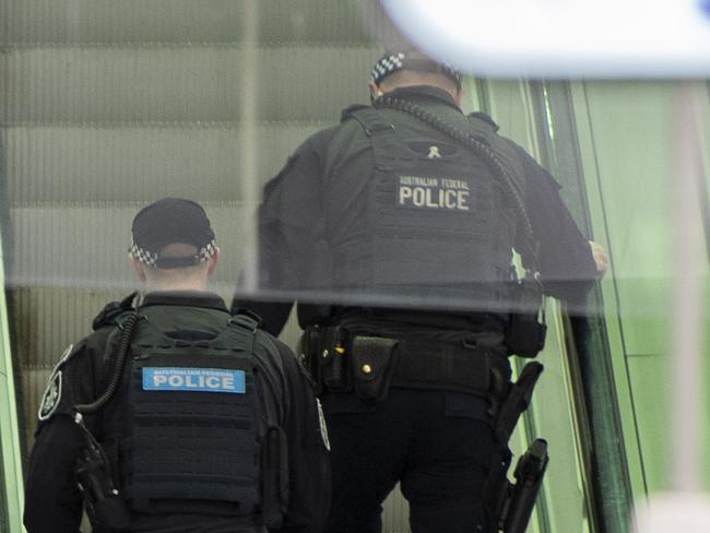 SYDNEY, AUSTRALIA, NCA NewsWIRE,   Monday, 14 August 2023.Police pictured at arrivals at Sydney Airport.Picture: NCA NewsWIRE/ Monique Harmer