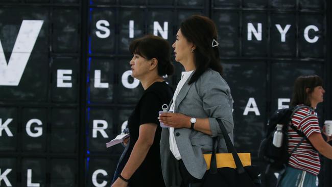 SYDNEY, AUSTRALIA - Newswire Photos JANUARY 02, 2022: People are seen at the Sydney International Airport arrivals terminal, after Australia set new Covid entry rules for travellers entering the country from China. The government is reportedly considering testing plane waste water on affected flights also. Picture: NCA Newswire / Gaye Gerard