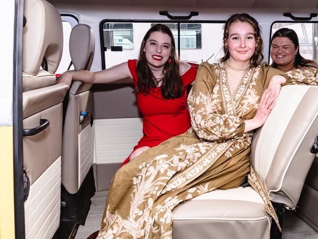 Hobart College leavers dinner 2022 Izzy King, Phoebe Johnson and Zavia Brightman. Picture: Linda Higginson
