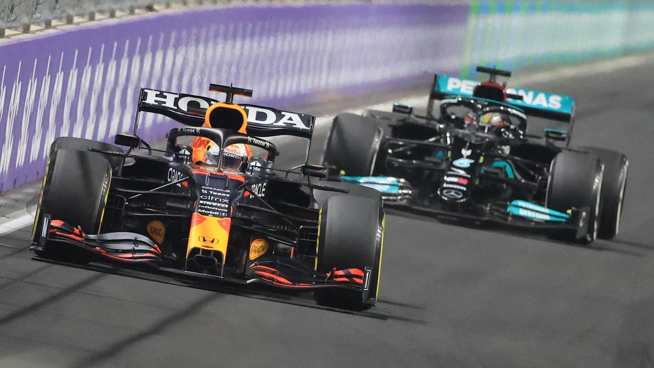 F1 world championship: Lewis Hamilton, Max Verstappen battle ...