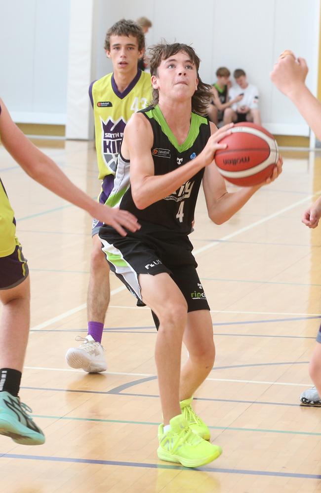 Basketball QLD U18's State Championships 2024 semi-finals day. Div 5 and 6. Yellow South Burnett vs. Sunshine Coast Rip City. 13 January 2024 Carrara Picture by Richard Gosling