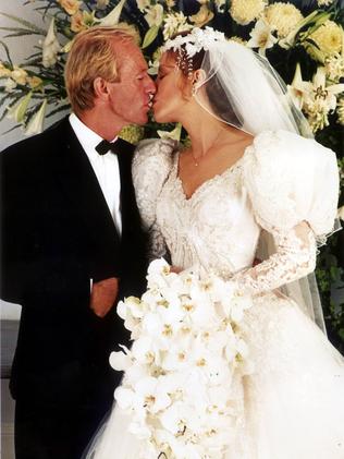 Paul hogan discount linda kozlowski wedding