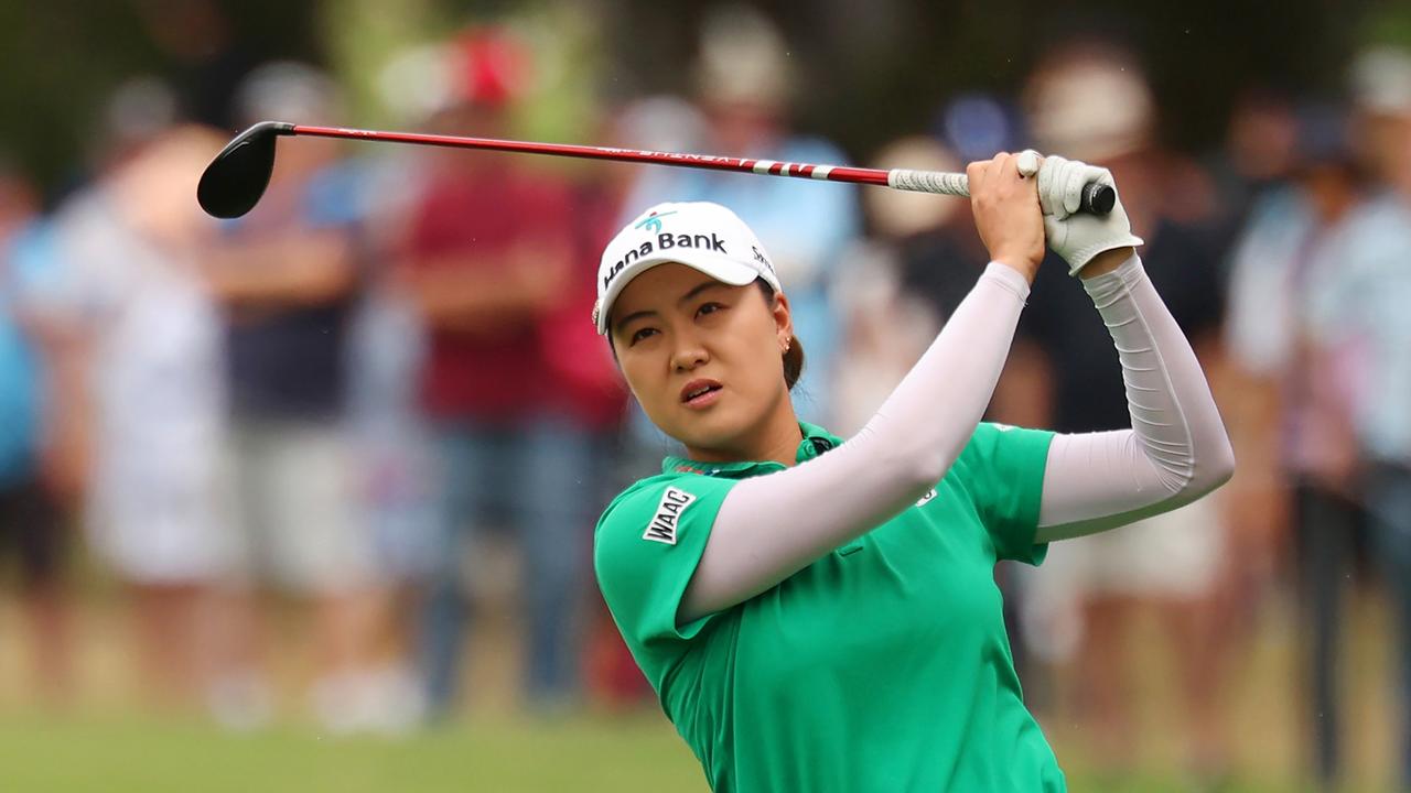 Minjee Lee shot a course record 67 in her third round at the Australian Open