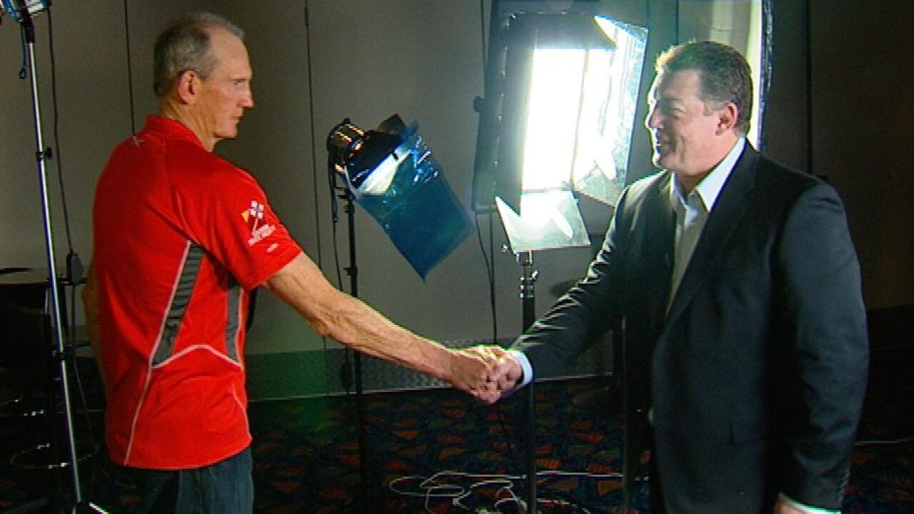 Phil Gould interviews Wayne Bennett during his Dragons coaching tenure.