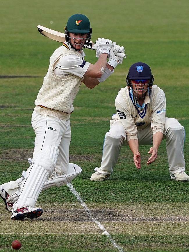 Jordan Silk hits the winning runs on day 3 against NSW (AAP Image/Dave Hunt)