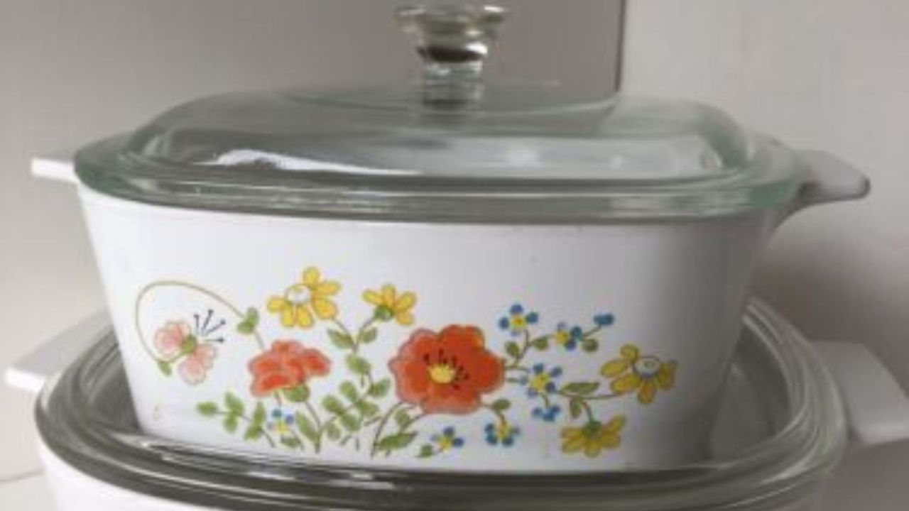 Old shop casserole dishes