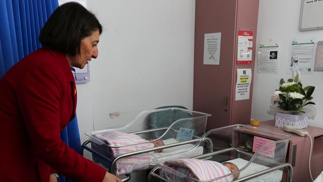 Premier Gladys Berejiklian meets Taevius and J'Myrah Mitchell at Liverpool Hospital. Picture: NCA NewsWire / Gaye Gerard