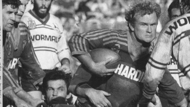**This picture has a scanned reverse - see associated content at the bottom of the details window** Stan Jurd, rugby league player. Action photos.