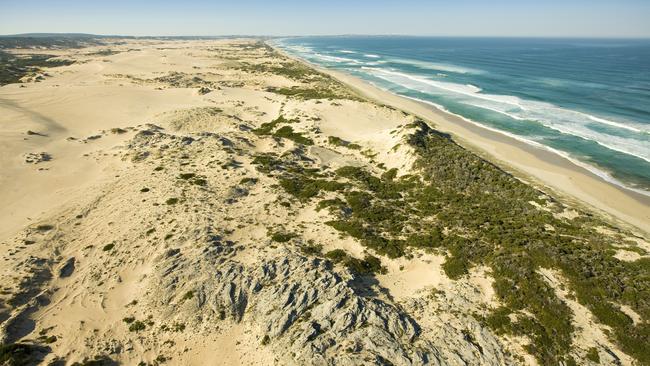 Discovery Bay Coastal Park is found in Victoria’s south west.