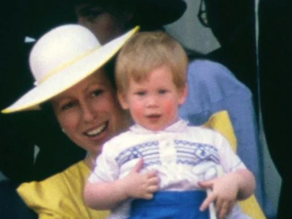 Prince Louis Wears Prince Harrys Hand Me Down Clothes At Trooping Of The Colour Au 7987