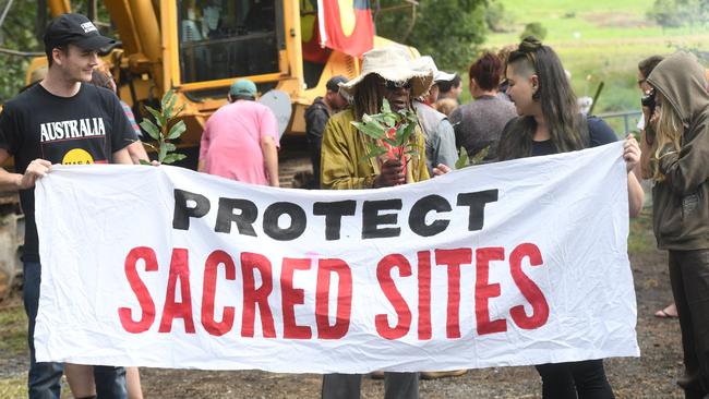 Ed Mortimer and Annie Monk of Lismore with supporters and protesters fighting development on the plateau.