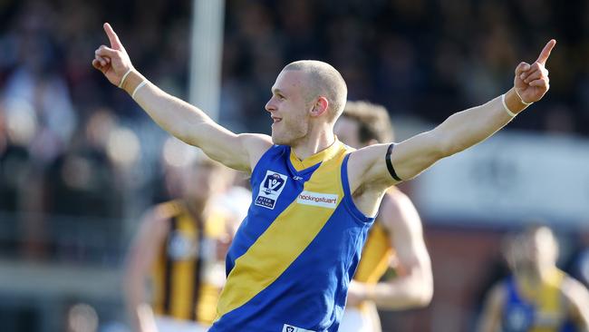 Brett Bewley kicks truly for Williamstown during last year’s VFL preliminary final. Picture: Michael Klein