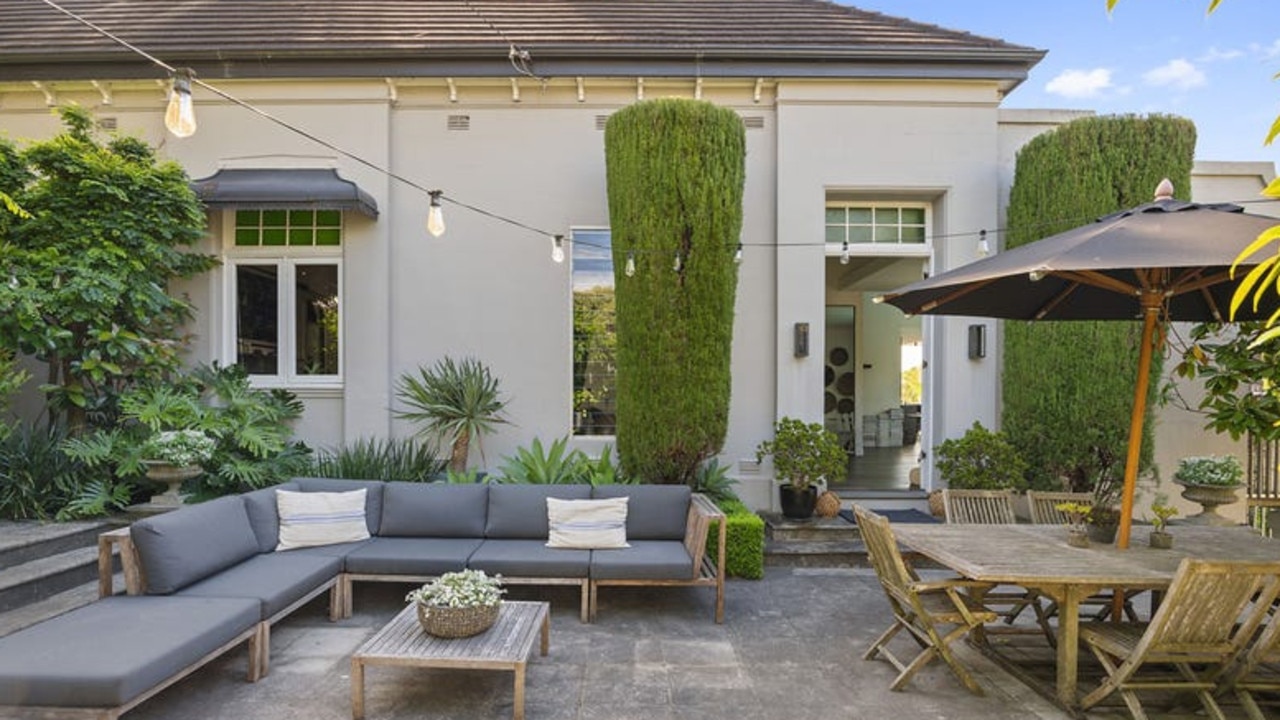 The outdoor sitting area.