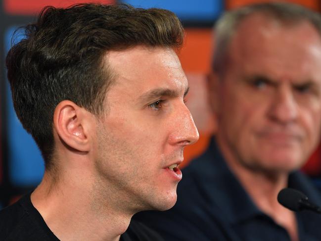 ADELAIDE, AUSTRALIA - JANUARY 20: Simon Yates of United Kingdom and Team Mitchelton-SCOTT / Mike Turtur of Australia Race Director of Santos Tour Down Under / during the 22nd Santos Tour Down Under 2020 - Press Conference / TDU / @tourdownunder / on January 20, 2020 in Adelaide, Australia. (Photo by Tim de Waele/Getty Images)