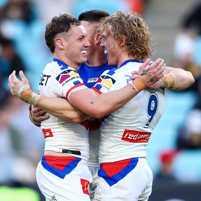 The Knights had a day out against the Bulldogs.