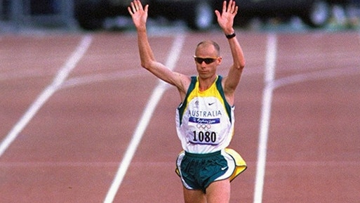 Steve Moneghetti finishing 10th at the Sydney Olympics