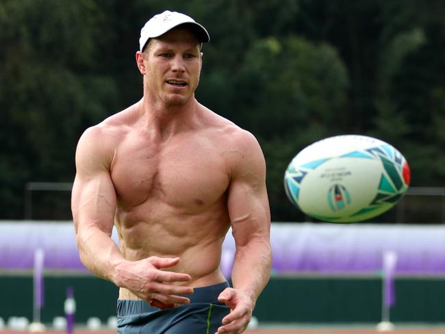 ODAWARA, JAPAN - SEPTEMBER 11: David Pocock of Australia cools down following an Australian Wallabies training session at Odawara Stadium on September 11, 2019 in Odawara, Kanagawa, Japan. (Photo by Dan Mullan/Getty Images)