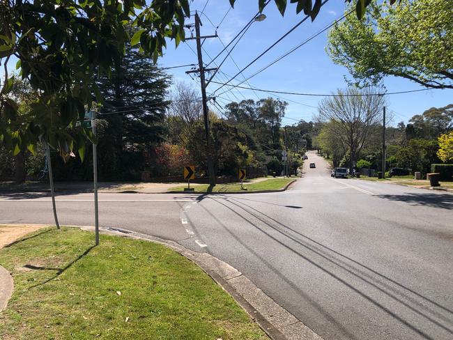 The intersection of Pringle and Haigh avenues at Belrose. Picture: Jim O'Rourke