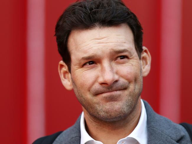 KANSAS CITY, MISSOURI - JANUARY 20: TV personality and former NFL player Tony Romo walks through the tunnel before the AFC Championship Game between the Kansas City Chiefs and the New England Patriots at Arrowhead Stadium on January 20, 2019 in Kansas City, Missouri.   Ronald Martinez/Getty Images/AFP == FOR NEWSPAPERS, INTERNET, TELCOS & TELEVISION USE ONLY ==