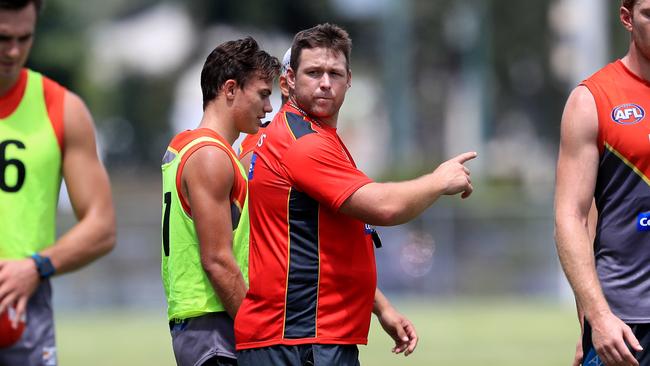 Stuart Dew is the type of coach the Suns need. Picture: Adam Head