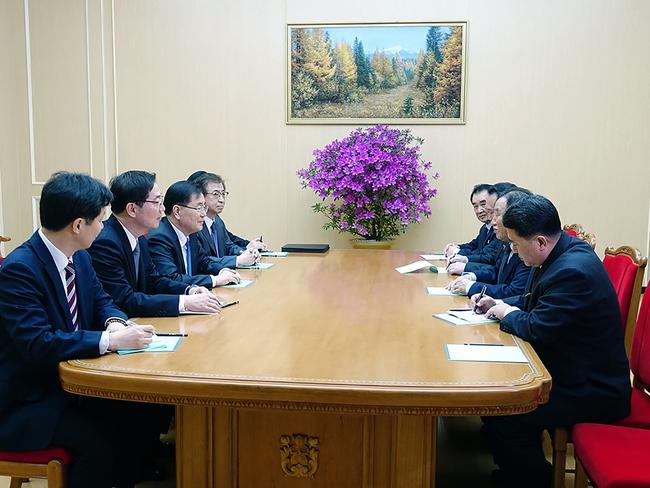 The South Korean and North Korean delegations meet in Pyongyang. Picture: AFP/The Blue House