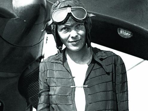 TWAM-20180408EMBARGO FOR TWAM 4 AUG 2018NO REUSE WITHOUT PERMISSIONFEE MAY APPLYAmelia Earhart stands in front of her airplane.PHOTO: GETTY IMAGES