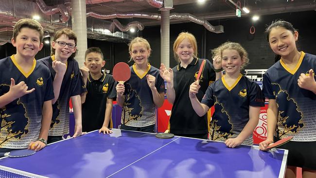 Kalinda Primary School's table tennis team at Eastland – Gus, Declan, Jason, Belle, Charli, Laura and Rebecca.