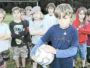 Nimbin Headers under 9’s soccer players Mali Drenkovki with team-mates JJ Lachner, Eli Boomsmar, Xian Parker, Arky Ryall, Sam Davey, Journey Nadayford, Sylvan Tallow and Katori Hout.