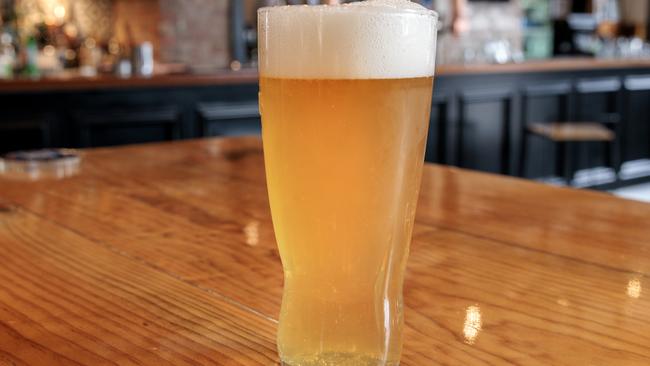 MELBOURNE, AUSTRALIA - NewsWire Photos JANUARY 28, 2023: BEER INFLATION.  The price of beer is set to rise for the second time in six months as inflation soars, bringing the price of a schooner to $12. Beer. Generic. StockPicture: NCA NewsWire / David Geraghty