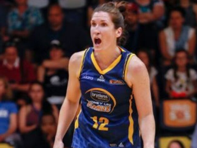 Belinda Snell lead by example in the Flames’ win over Dandenong on Saturday.