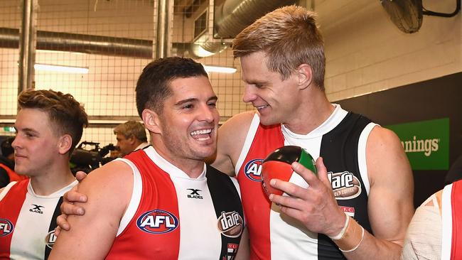 Leigh Montagna and Nick Riewoldt. (Photo by Quinn Rooney/Getty Images)