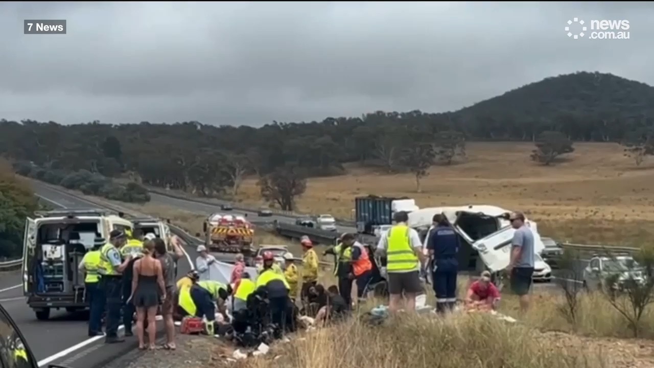 Several kids injured in bus rollover