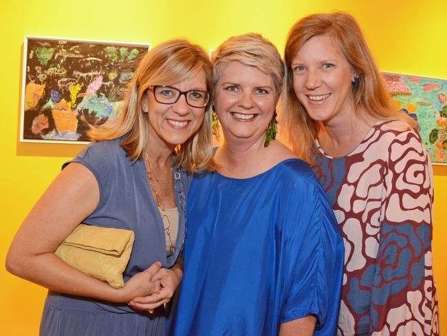 Katerina Primikiri, Tracy Cooper-Lavery, Diana Warnes at Ken Done art exhibition opening at Gallery One, Southport. Picture: Regina King