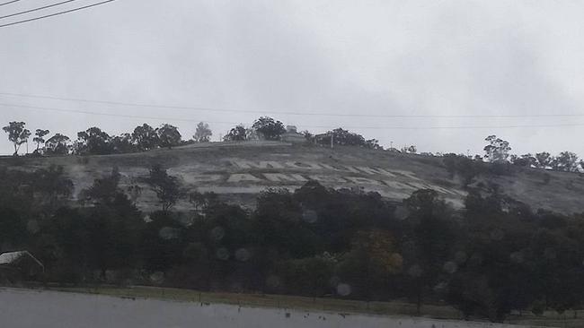 Bathurst’s famous Mount Panorama copped a dusting of snow. <i>Source: Facebook</i>