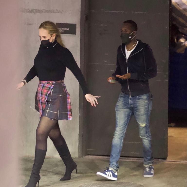 Adele diet: Singer wears miniskirt on date with boyfriend Rich Paul ...